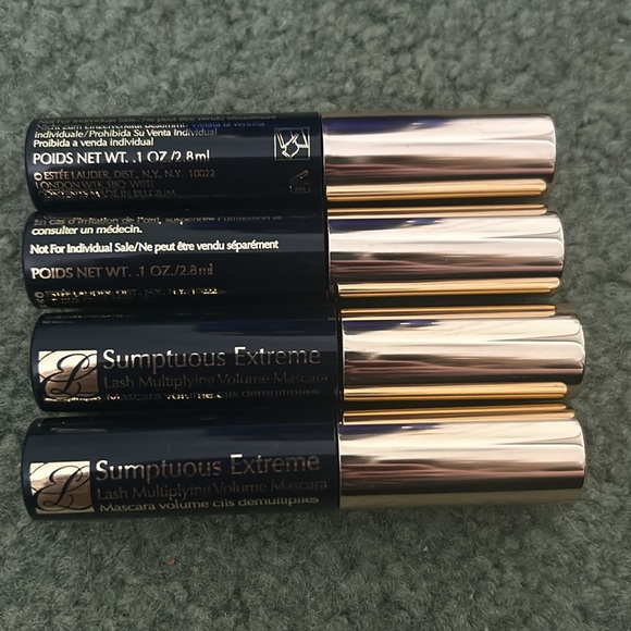 Estée Lauder Sumptuous Extreme Mascara - Picture 2 of 2